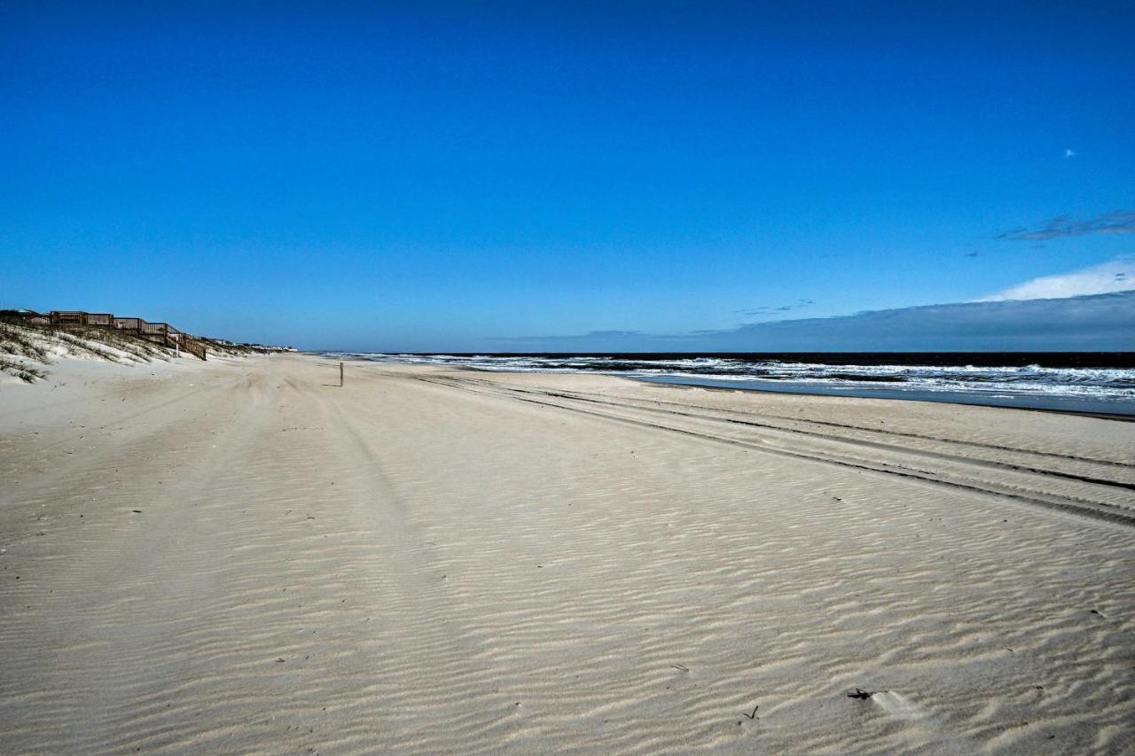 Breezy Beach Retreat With 180-Degree Ocean Views! Apartman Carolina Beach Kültér fotó