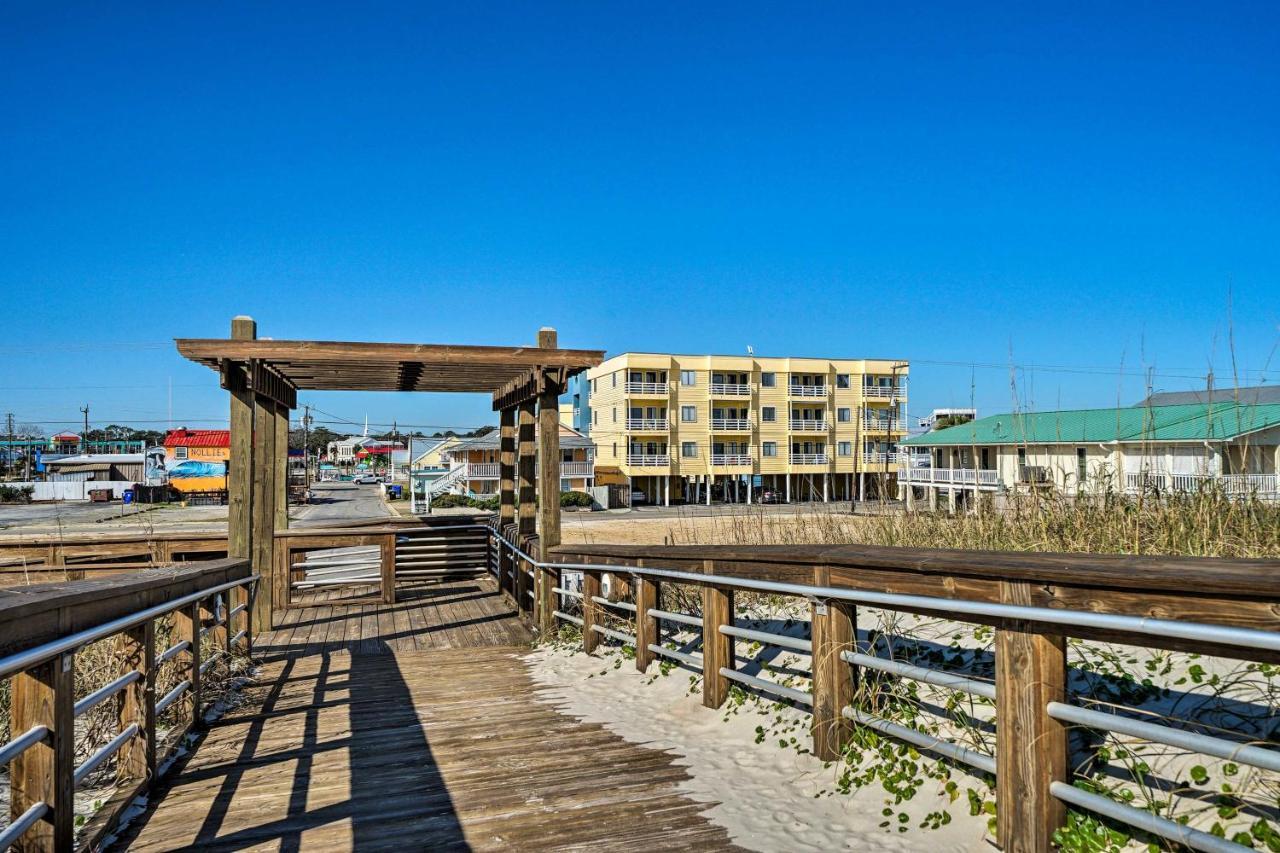 Breezy Beach Retreat With 180-Degree Ocean Views! Apartman Carolina Beach Kültér fotó